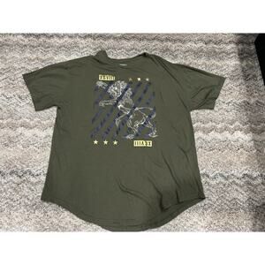 Sean John Y2K Olive Green Graphic T-Shirt Scoop Bottom
Men’s Size 3XL